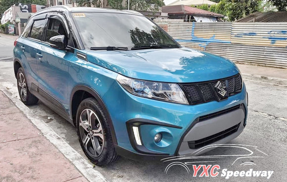 Suzuki Vitara foglamp trim